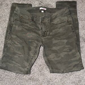 BONGO Women's Skinny Jeans - Camouflage Green